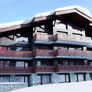 vvf-villages-les-arolles-a-la-plagne-1800.hotels-rhonealpes.com/